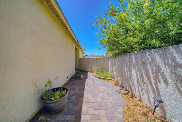 1230 Quail Run Drive, Carson City, NV 89701