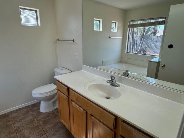 1522 W Lynne Lane, Phoenix, AZ 85041