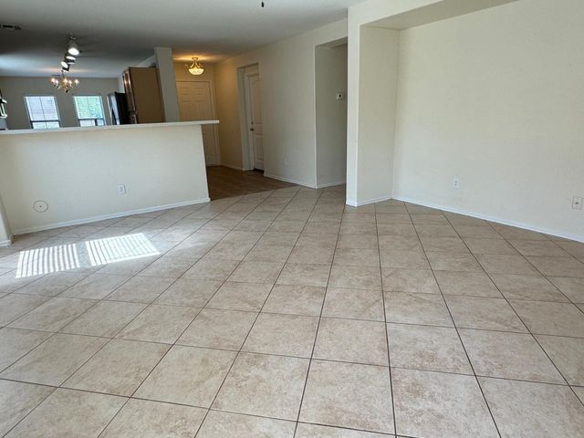 1522 W Lynne Lane, Phoenix, AZ 85041