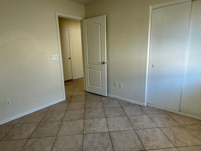 1522 W Lynne Lane, Phoenix, AZ 85041
