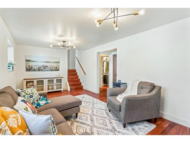 2500 Danbury Dr, Longmont, CO 80503