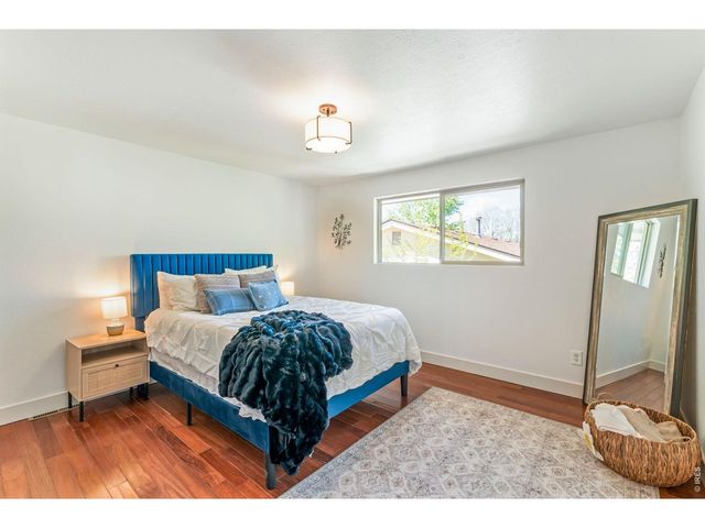 2500 Danbury Dr, Longmont, CO 80503