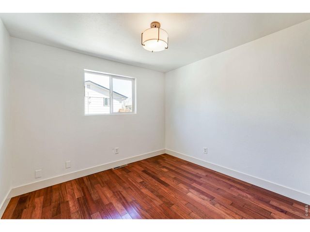 2500 Danbury Dr, Longmont, CO 80503