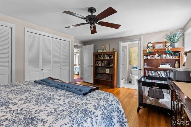 10469 White Bridge Lane, St Louis, MO 63141