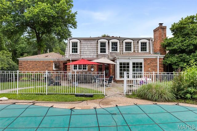 10469 White Bridge Lane, St Louis, MO 63141