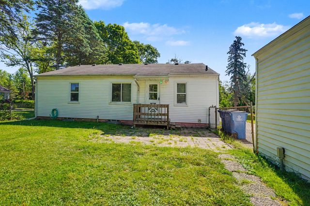 1425 Sunnyside Drive, Kalamazoo Twp, MI 49048