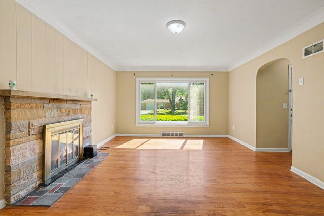 1425 Sunnyside Drive, Kalamazoo Twp, MI 49048