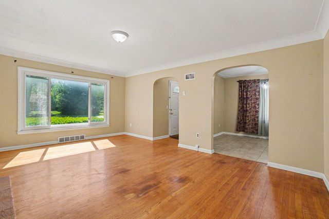 1425 Sunnyside Drive, Kalamazoo Twp, MI 49048