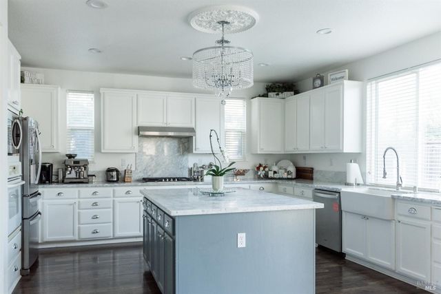 448 Royal Tern Dr, Vacaville, CA 95687