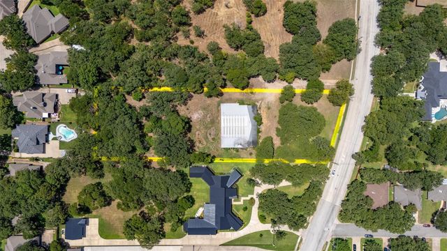 7412 Bursey Road, North Richland Hills, TX 76182