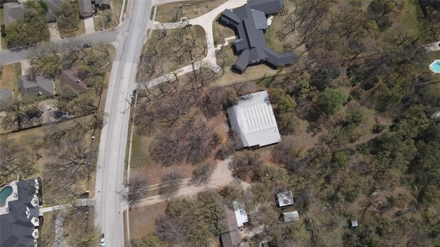 7412 Bursey Road, North Richland Hills, TX 76182