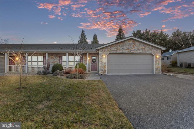 11400 NICOLE DR, Greencastle, PA 17225