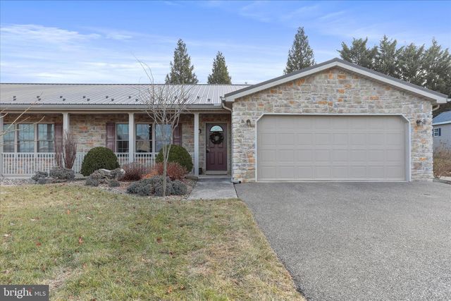 11400 NICOLE DR, Greencastle, PA 17225