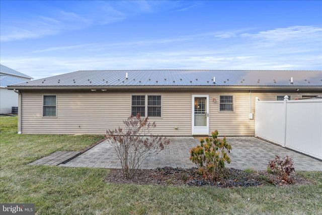 11400 NICOLE DR, Greencastle, PA 17225