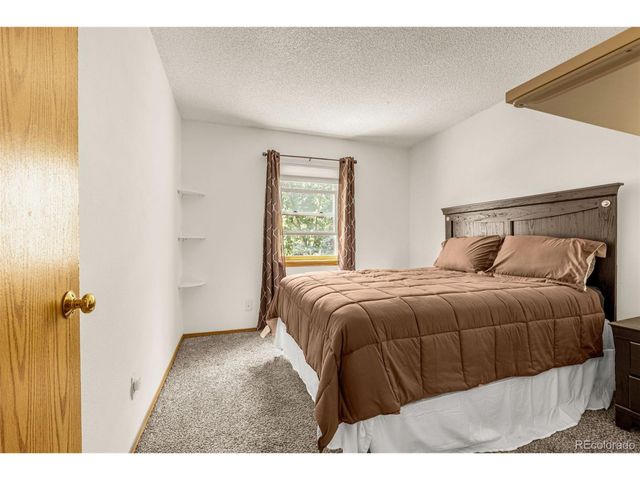 1115 Greenbrier Dr, Colorado Springs, CO 80916