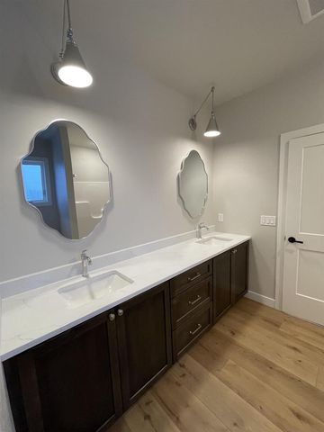 882 WHISPER FALLS LANE, Menasha, WI 54952