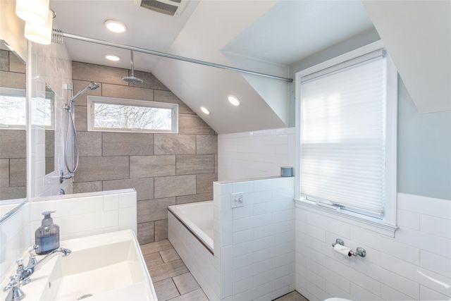 2018 Cessna Street, Ames, IA 50014