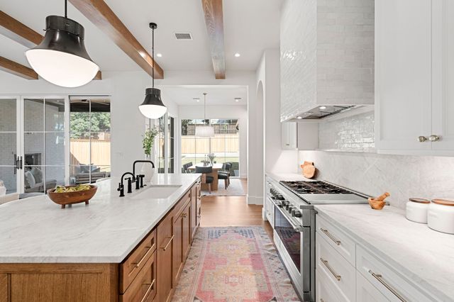 6903 La Vista Drive, Dallas, TX 75214