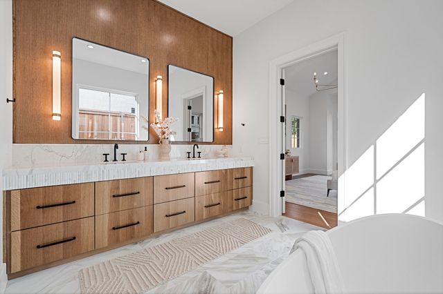 6903 La Vista Drive, Dallas, TX 75214