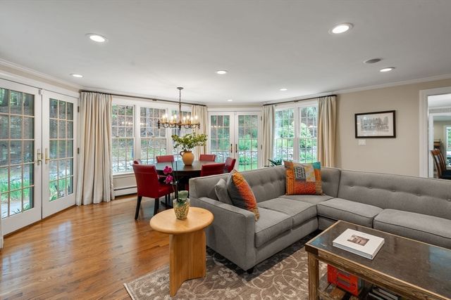 117 Deer Path Ln, Weston, MA 02493