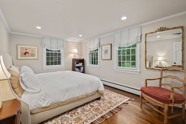 117 Deer Path Ln, Weston, MA 02493