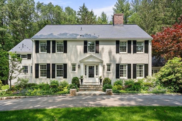 117 Deer Path Ln, Weston, MA 02493