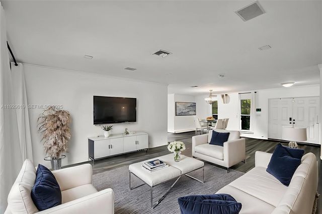 4740 N 31st Ct, Hollywood, FL 33021