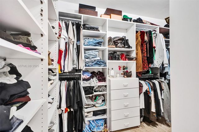 4740 N 31st Ct, Hollywood, FL 33021