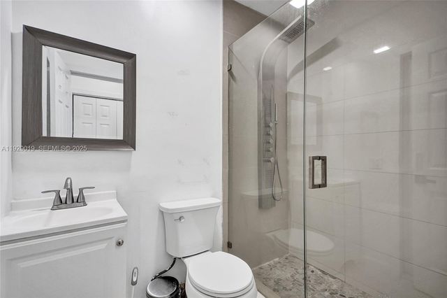 4740 N 31st Ct, Hollywood, FL 33021