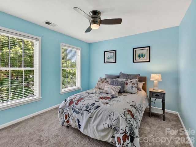 620 Meadow Lake Drive, Matthews, NC 28105