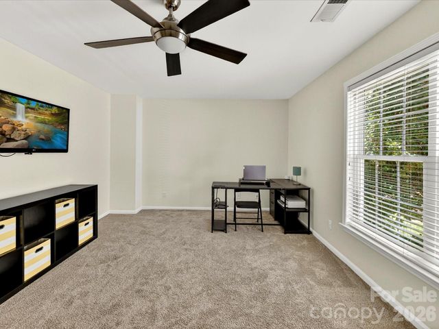 620 Meadow Lake Drive, Matthews, NC 28105
