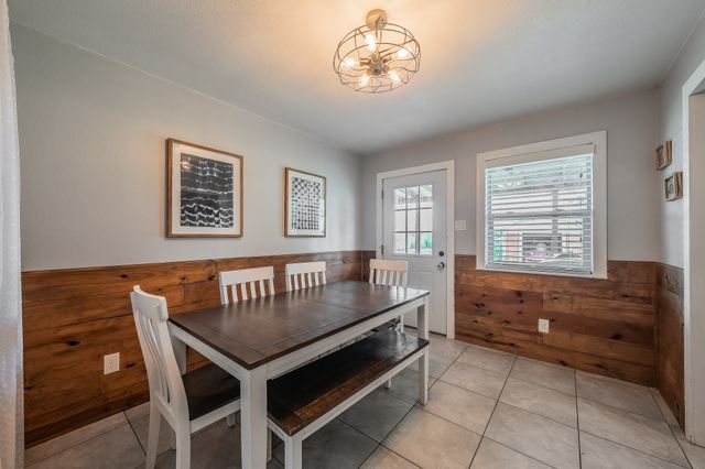 350 S Pearson Lane, Azle, TX 76020
