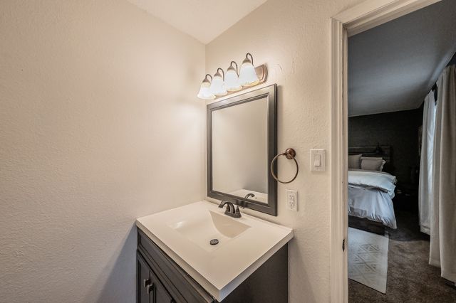 350 S Pearson Lane, Azle, TX 76020