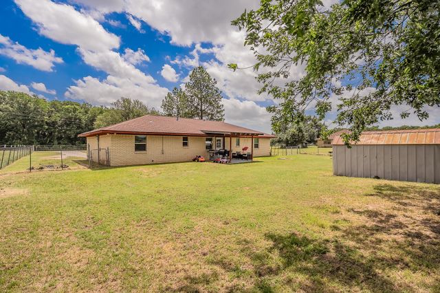 350 S Pearson Lane, Azle, TX 76020