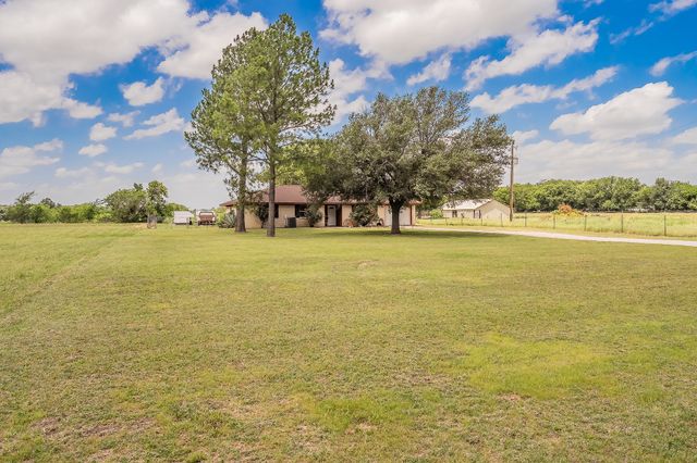 350 S Pearson Lane, Azle, TX 76020