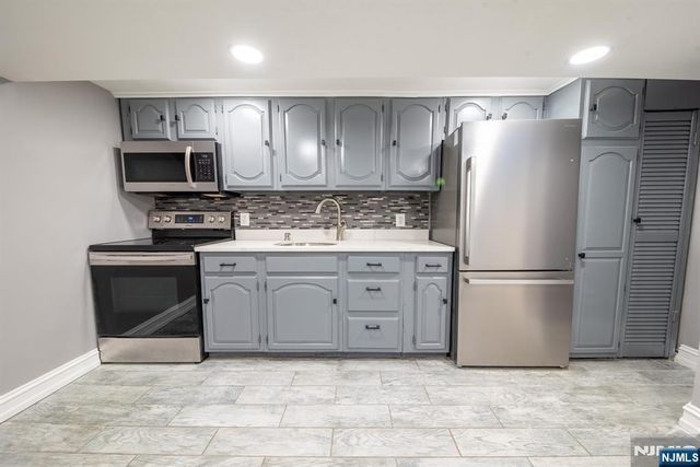 254 Lexington Avenue 1, Dumont, NJ 07628