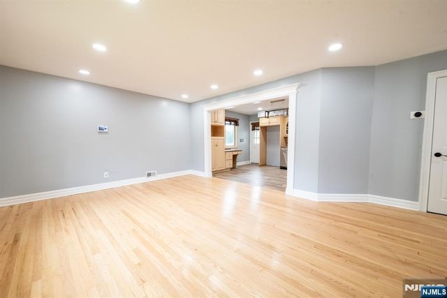 254 Lexington Avenue 1, Dumont, NJ 07628