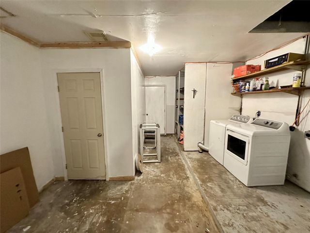 1820 Aspen Lane, Seabrook, TX 77586