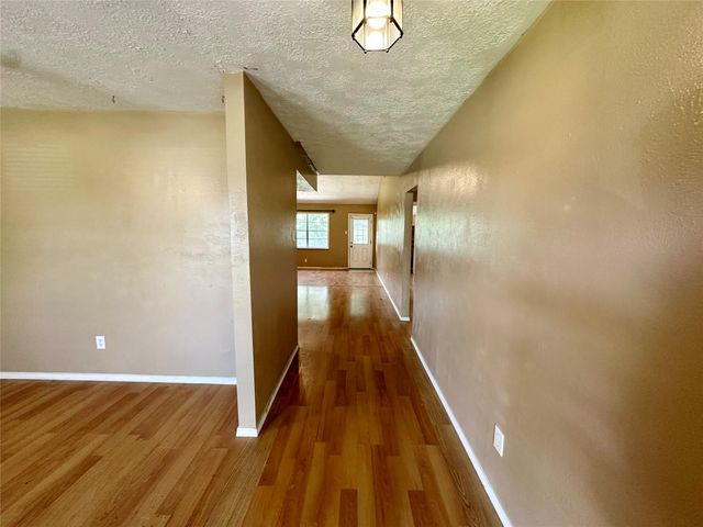 1820 Aspen Lane, Seabrook, TX 77586