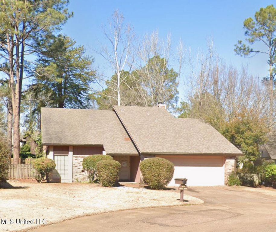 9 Dove Way Circle, Clinton, MS 39056