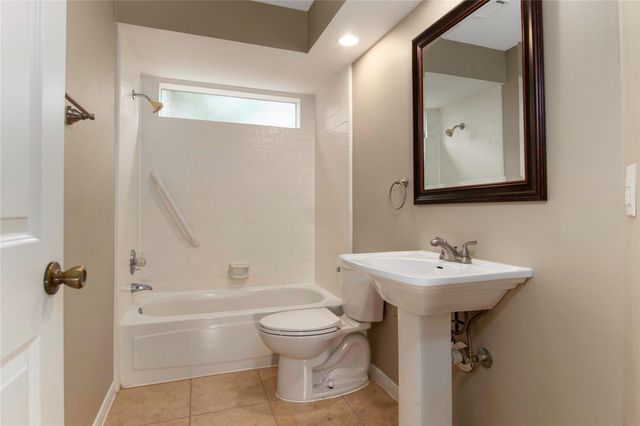 3435 Beech Point Drive, Kingwood, TX 77345