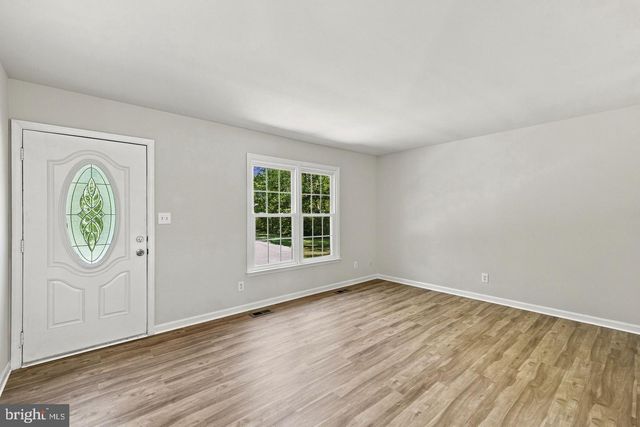 6536 GROGAN LN, King George, VA 22485