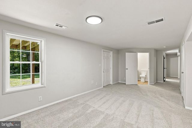 6536 GROGAN LN, King George, VA 22485