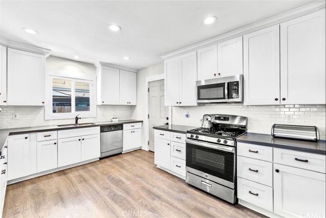 816 W 120th Street, Los Angeles, CA 90044