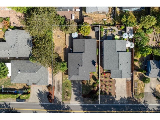 4617 Sw POMONA St, Portland, OR 97219