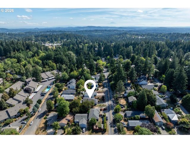 4617 Sw POMONA St, Portland, OR 97219