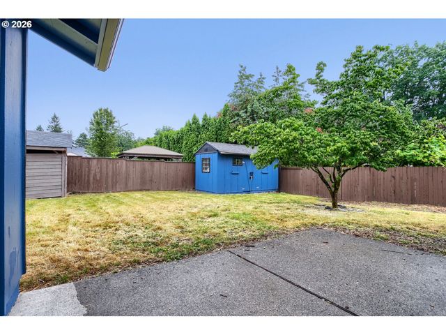 12126 Se REDWOOD Ave, Milwaukie, OR 97222