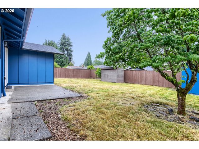 12126 Se REDWOOD Ave, Milwaukie, OR 97222