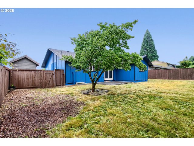 12126 Se REDWOOD Ave, Milwaukie, OR 97222