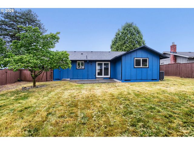 12126 Se REDWOOD Ave, Milwaukie, OR 97222